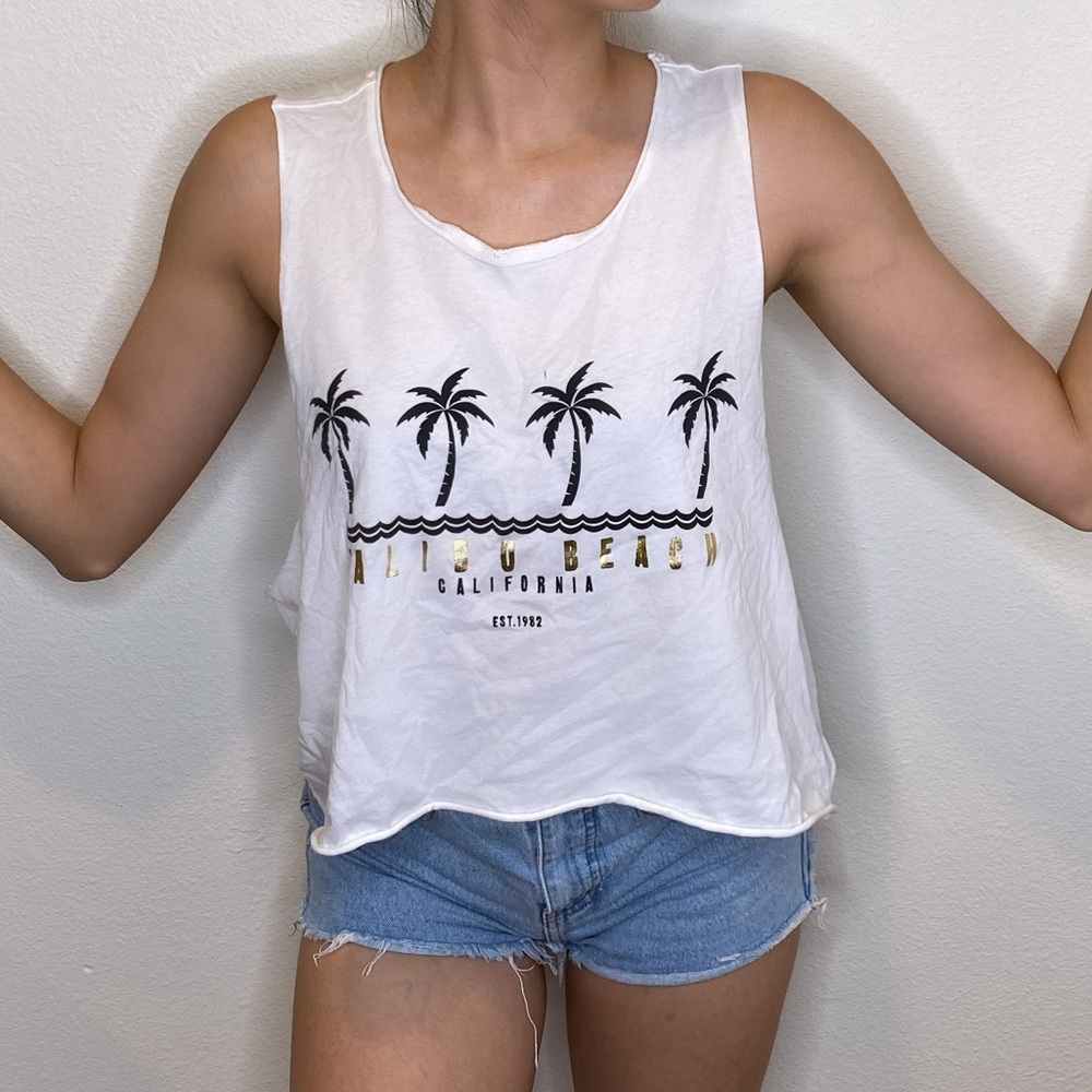 Malibu beach muscle tee